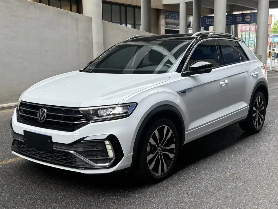 Volkswagen T-Roc TANG 2022 280TSI DSG 2WD R-Line Pro PLUS 2023 — photo 1, buy with delivery to Moscow