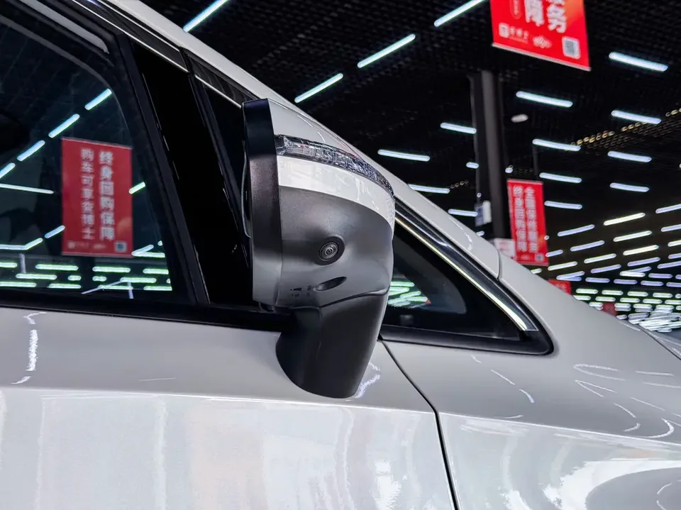 GAC Trumpchi M6 Trumpchi M6 2024 MAX 270T WDCT Premium Edition 2024 — миниатюра 3