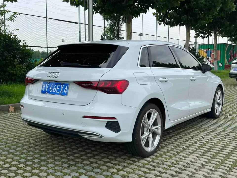 Audi A3 Audi A3 2022 Sportback 35 TFSI Stylish and Elegant 2022 — thumbnail 2