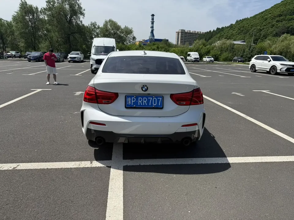 BMW 1 Series BMW 1 Series 2021 120i M Sport Night Edition 2022 — thumbnail 5