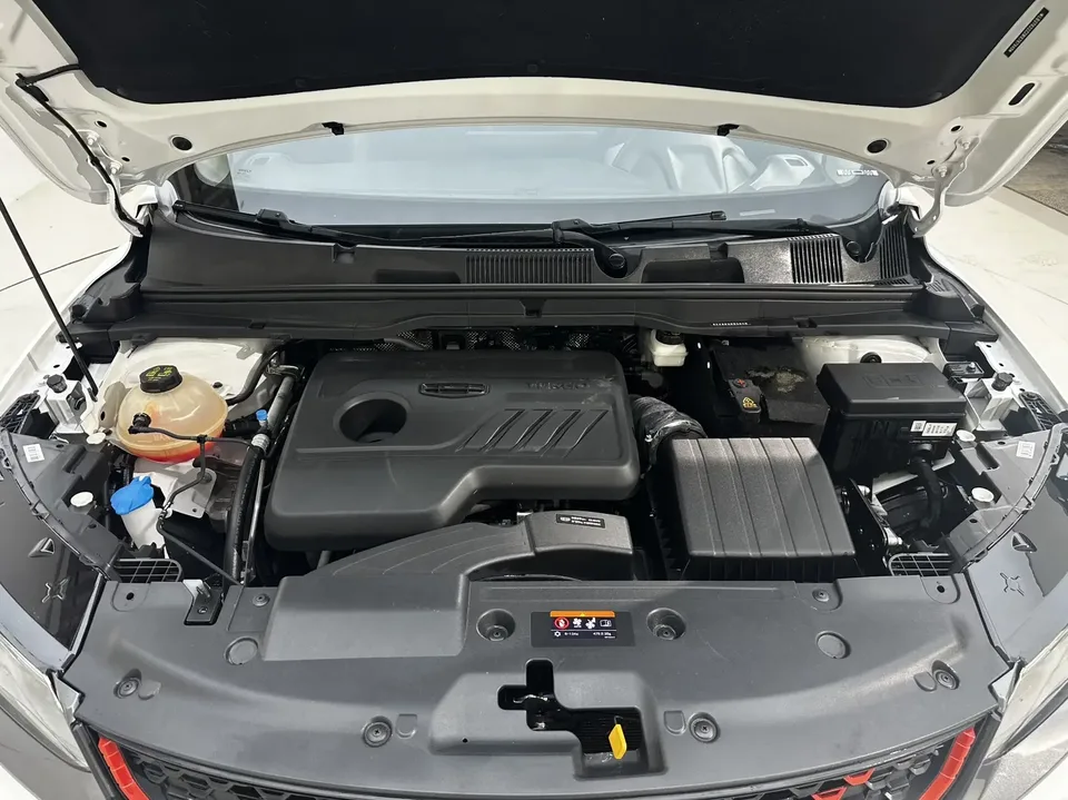 Geely Coolray SX11 Binyue 2021 240T DCT Diamond Edition 2022 — thumbnail 3