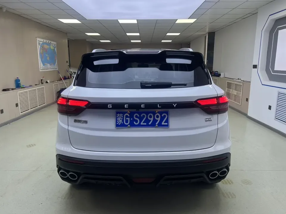 Geely Coolray SX11 Binyue 2021 240T DCT Diamond Edition 2022 — миниатюра 2