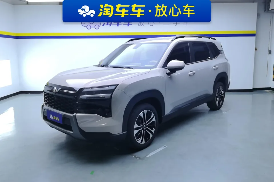 Wuling Starlight 560 PHEV Starlight 560 PHEV 2026 125km Luxury 2026 — photo 1, buy with delivery to Moscow