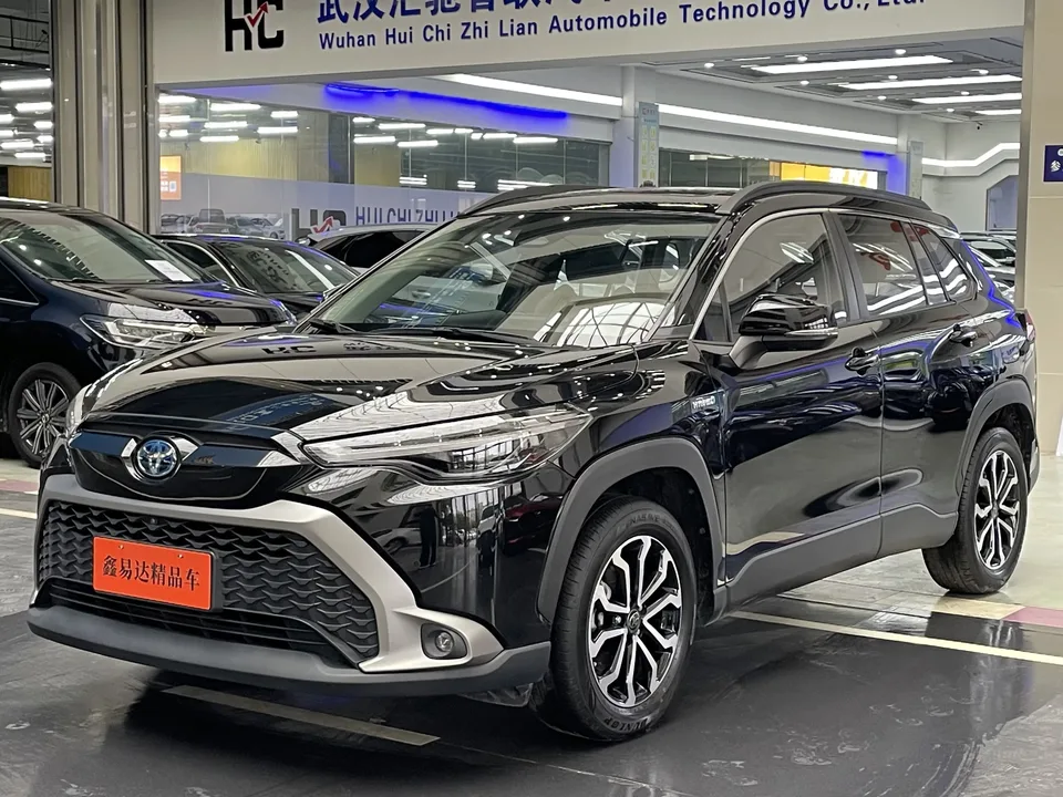 Toyota Frontlander Fenglanda 2023 2.0L Intelligent Electric Hybrid Dual Engine Premium Edition 2023 — photo 1, buy with delivery to Moscow