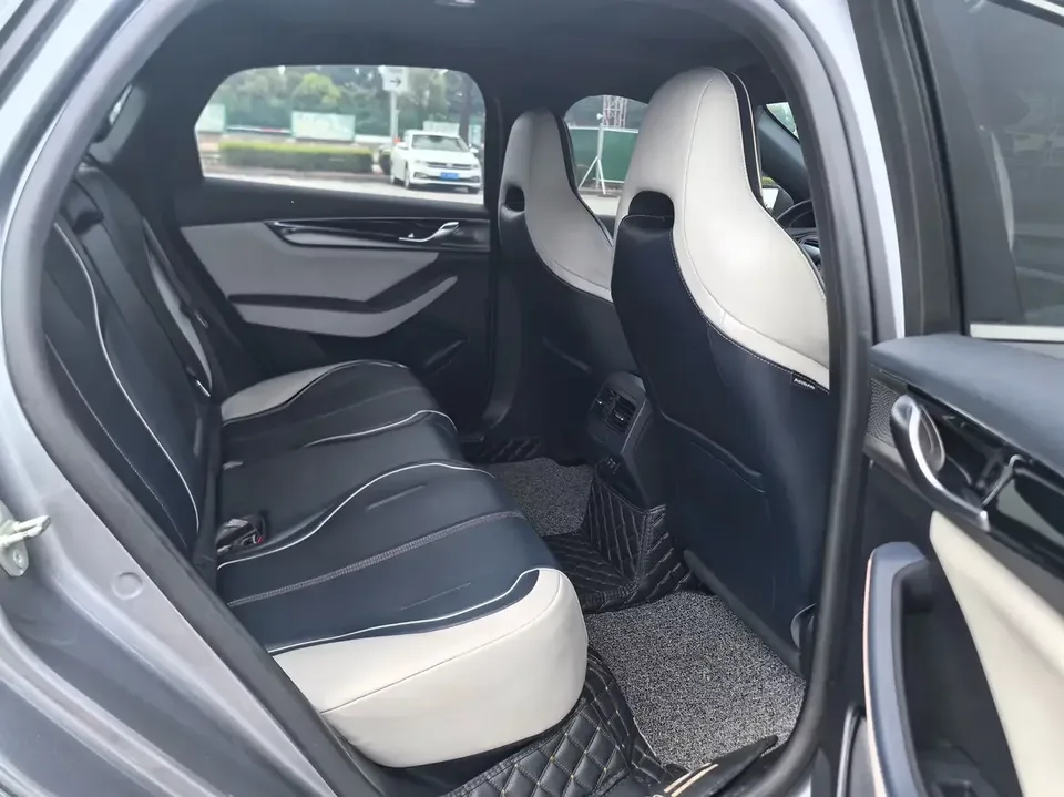 BYD Qin PLUS EV Qin PLUS EV 2021 500KM Luxury 2022 — thumbnail 5