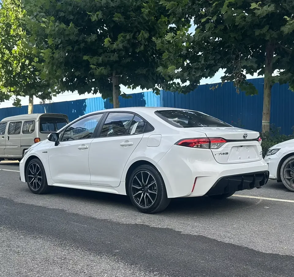 Toyota Levin Lei Ling 2023 Hybrid 1.8L Sports Edition 2023 — thumbnail 4