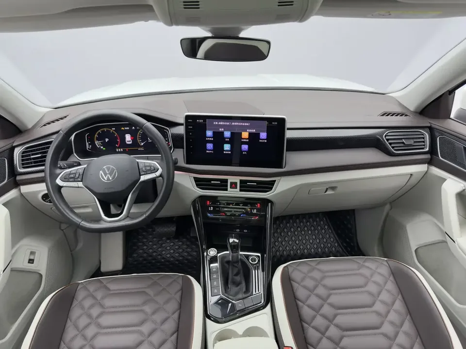 Volkswagen Tayron Tanyue 2023 280TSI 2WD Luxury Plus Advanced Edition 2023 — thumbnail 4