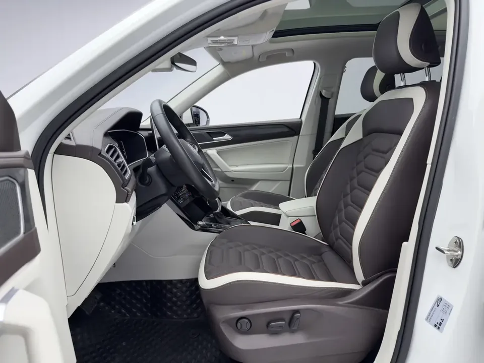 Volkswagen Tayron Tanyue 2023 280TSI 2WD Luxury Plus Advanced Edition 2023 — thumbnail 5