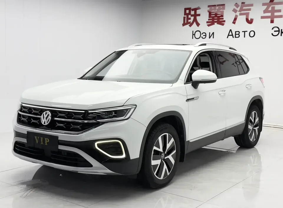 Volkswagen Tayron Tanyue 2023 280TSI 2WD Luxury Plus Advanced Edition 2023 — photo 1, buy with delivery to Moscow