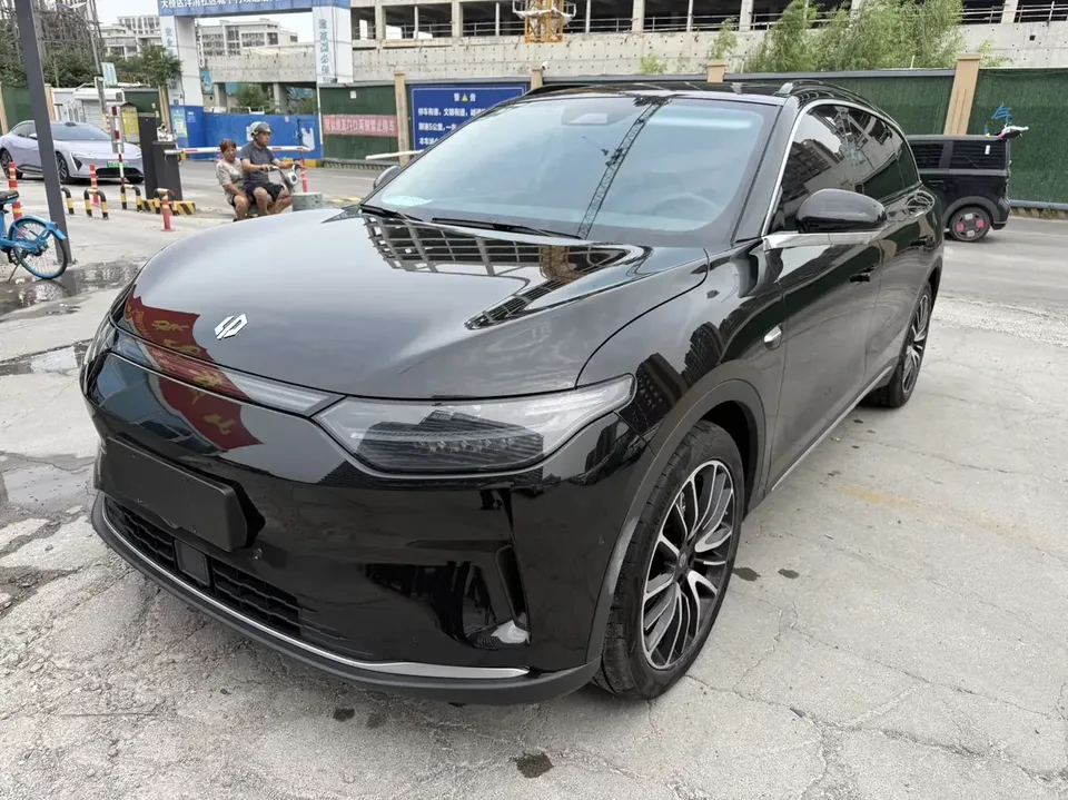 Leapmotor Zero running C11 Zero running C11 2021 Performance Edition 2022 — photo 1, buy with delivery to Moscow