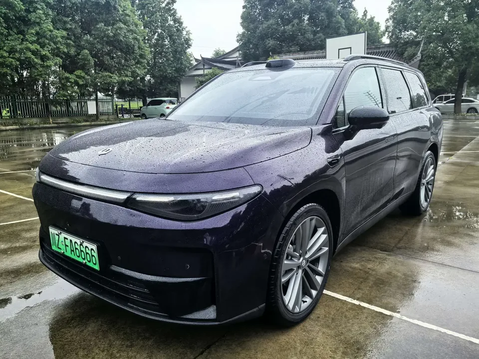 Leapmotor C16 Leapmotor C16 2024 Extended Range 200 LiDAR Edition 2024 — photo 1, buy with delivery to Moscow