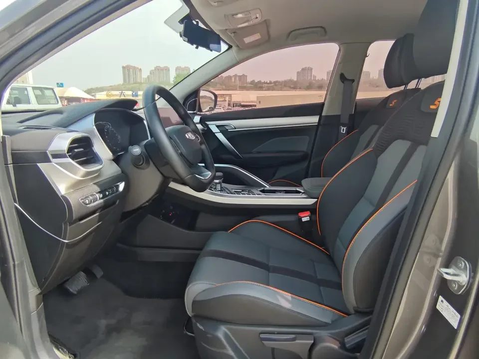 Geely Coolray SX11 Binyue 2023 Binyue COOL 1.5T DCT Champion Edition 2023 — thumbnail 5
