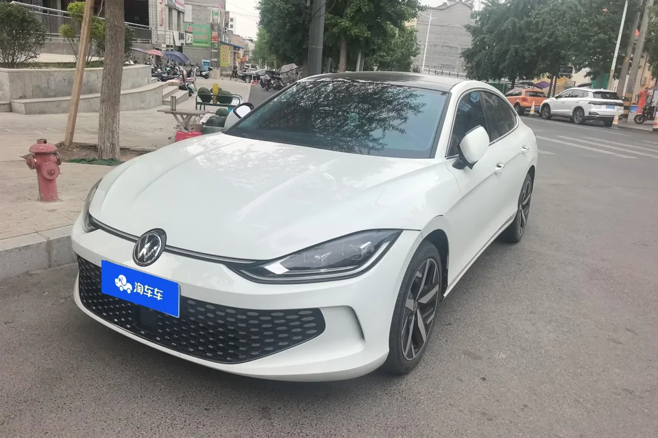 Volkswagen Lamando Lingdu 2025 Lingdu L 280TSI DSG Cool Edition 2025 — photo 1, buy with delivery to Moscow