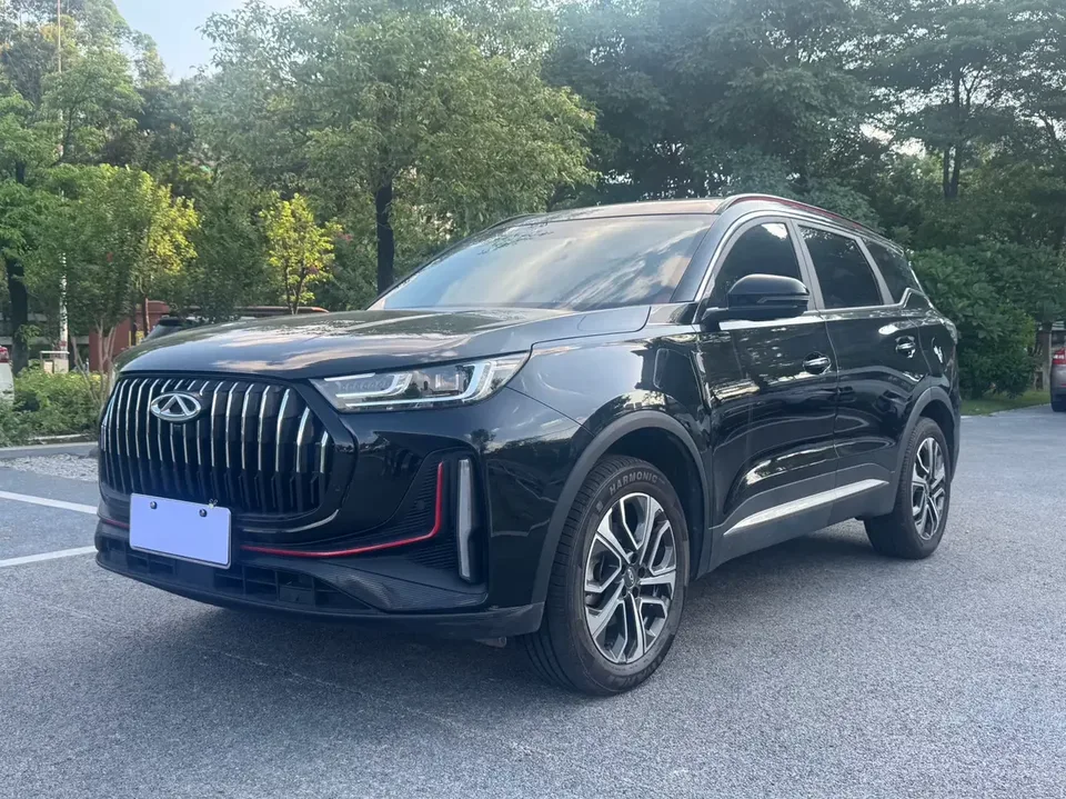 Chery Tiggo 7 Plus Tiggo 7 PLUS 2023 Champion Edition 1.5TCI CVT Luxury 2023 — photo 1, buy with delivery to Moscow