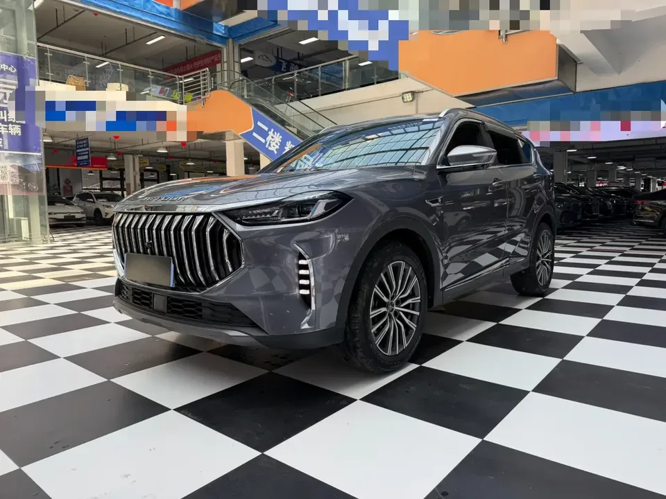 Jetour Jietu X70 PLUS Jietu X70 PLUS 2023 1.5T DCT Brave PLUS 5-seater 2023 — photo 1, buy with delivery to Moscow