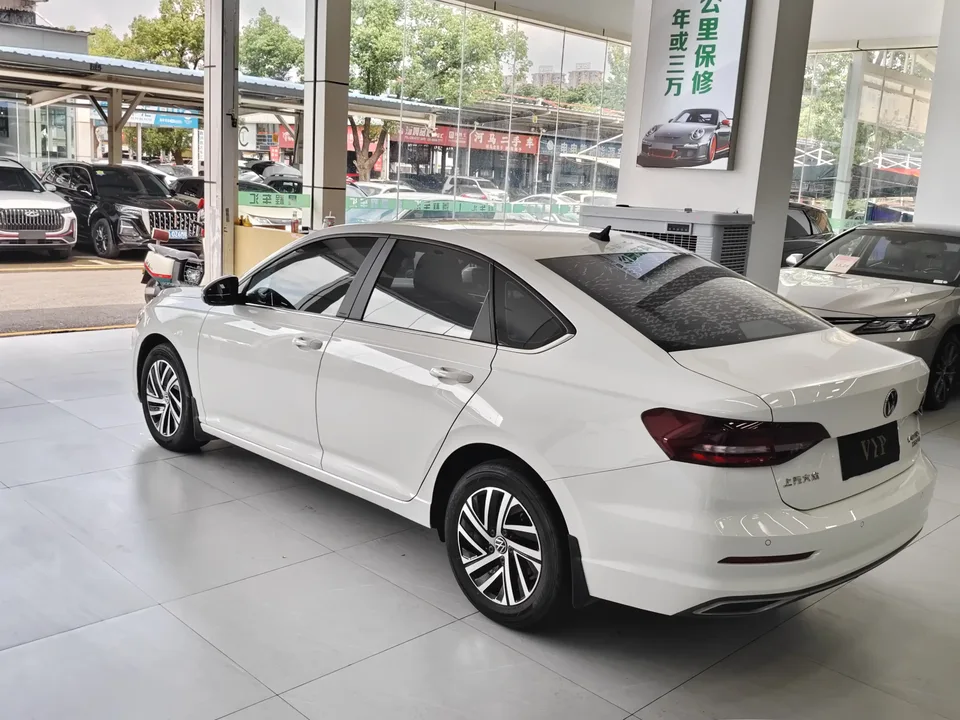 Volkswagen Lavida Lavida 2022 280TSI DSG Comfort Edition 2022 — thumbnail 4