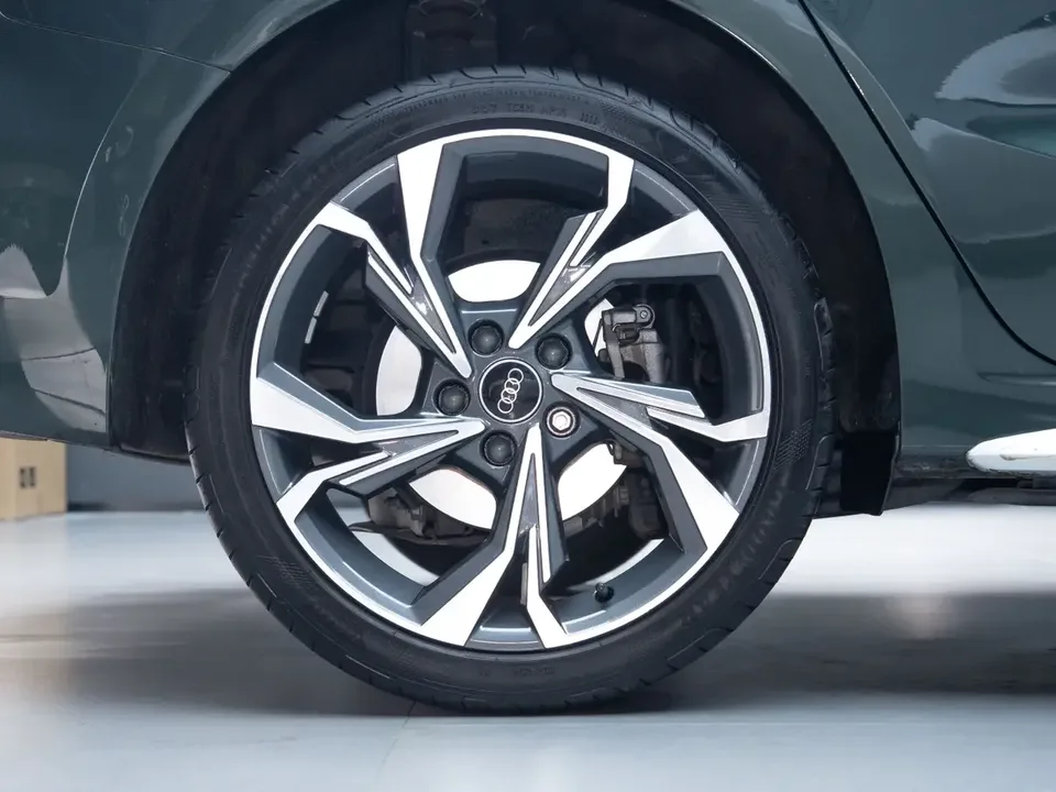 Audi A3 Audi A3 2022 Sportback 35 TFSI Luxury Sports 2022 — thumbnail 4
