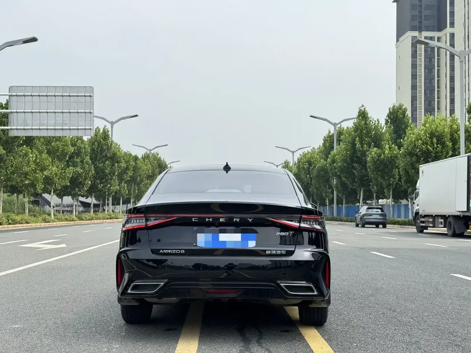 Chery Arrizo 8 Arrizo 8 2024 1.6TGDI DCT Intelligence 2024 — миниатюра 2