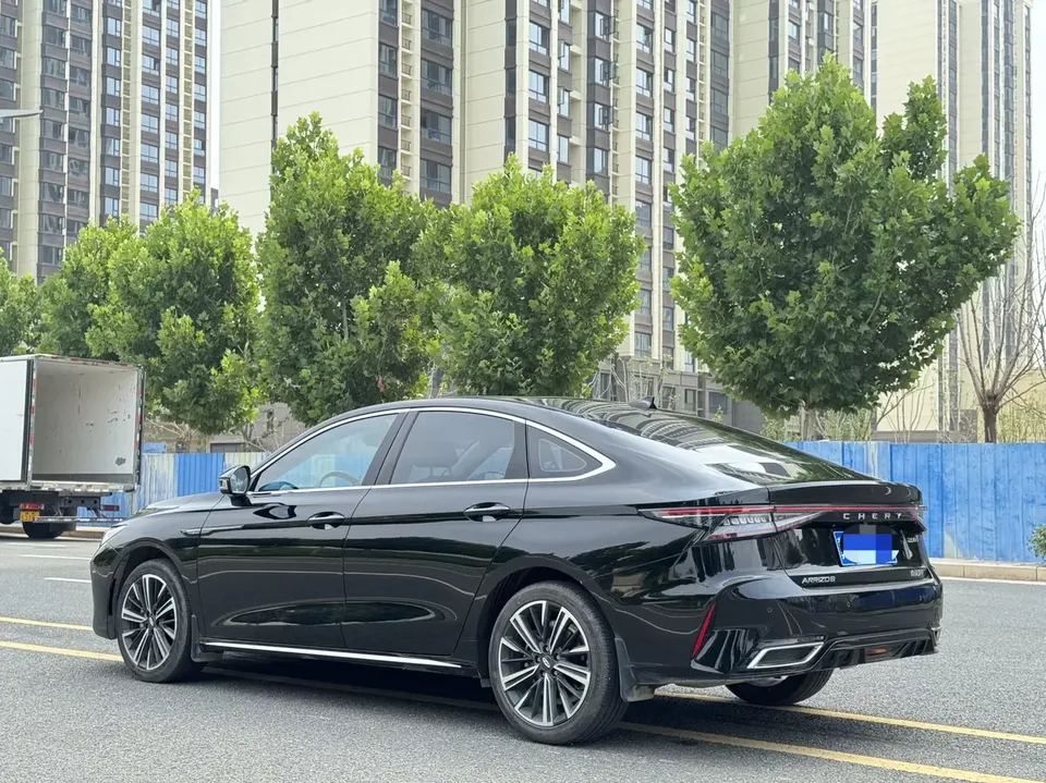 Chery Arrizo 8 Arrizo 8 2024 1.6TGDI DCT Intelligence 2024 — миниатюра 4