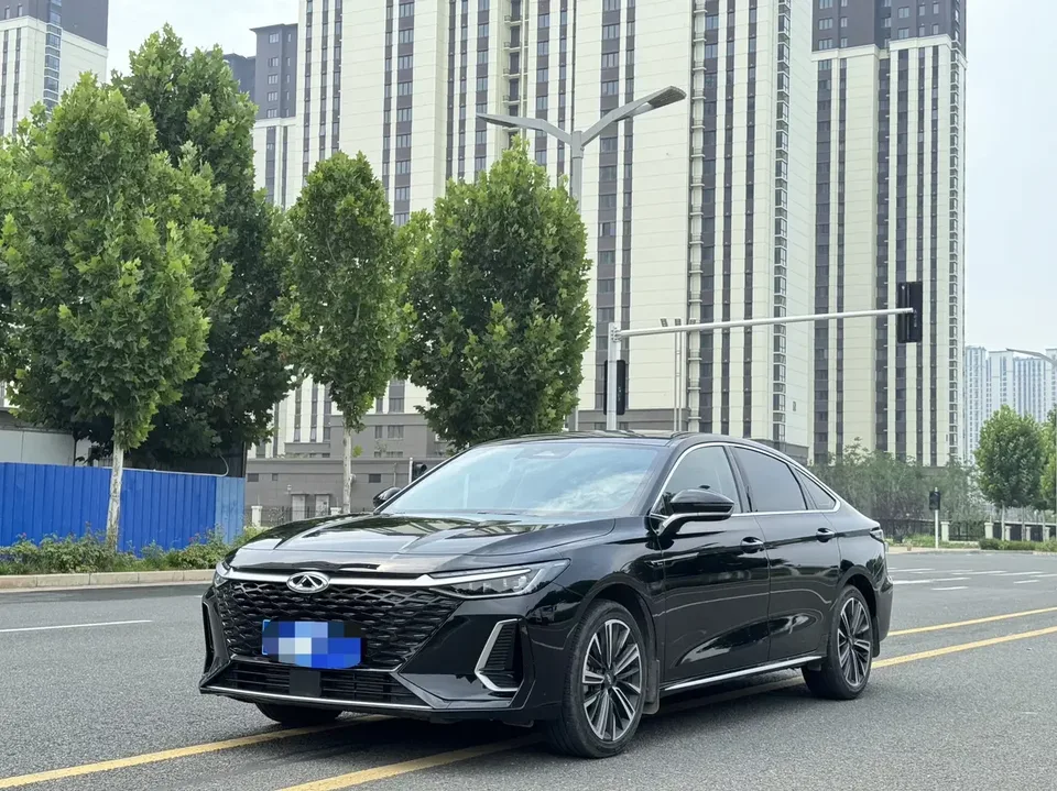 Chery Arrizo 8 Arrizo 8 2024 1.6TGDI DCT Intelligence 2024 — фото 1, купить с доставкой в Москву