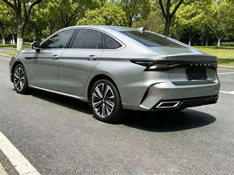 Chery Arrizo 8 Arrizo 8 2025 1.6TGDI DCT Excellence Edition 2025 — thumbnail 2