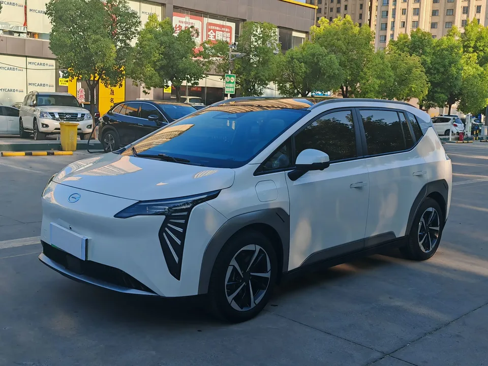 AION Y AION Y 2022 PLUS 70 Smart Edition 2023 — photo 1, buy with delivery to Moscow