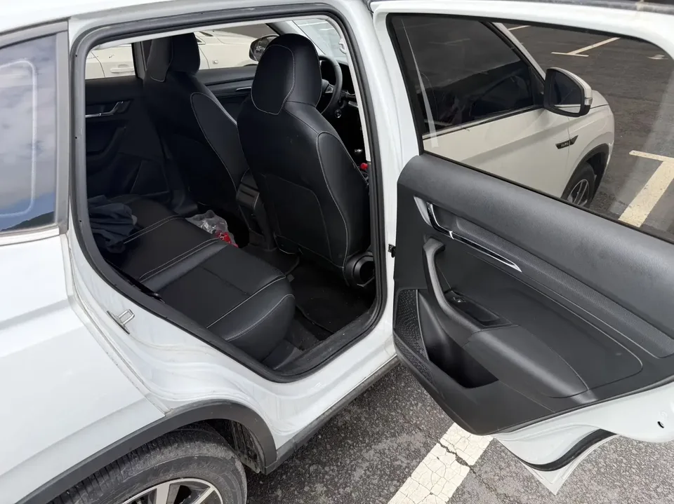 Skoda Comek Comek 2023 Modified 1.5L Automatic Comfort Edition 2023 — thumbnail 5