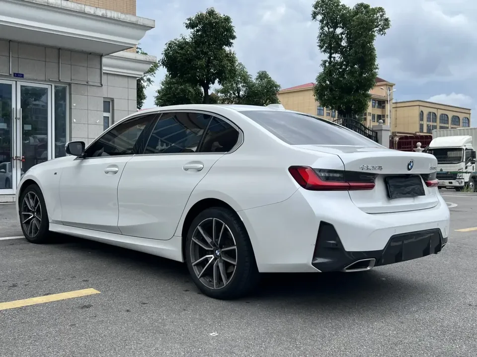 BMW 3 Series BMW 3 Series 2023 320Li M Sport Package 2023 — thumbnail 4