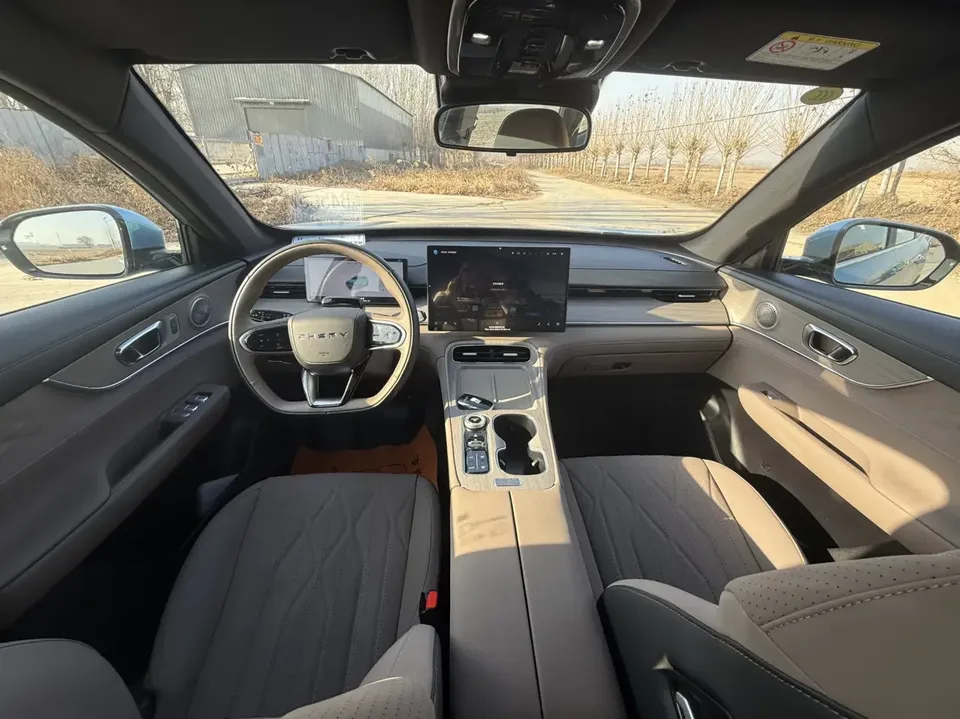 Chery Tiggo 8 PLUS C-DM Tiggo 8 PLUS C-DM 2025 1.5T Luxury 2025 — миниатюра 5