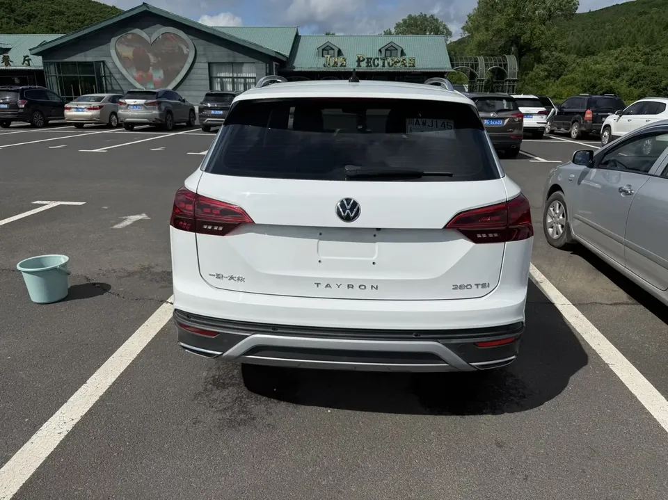 Volkswagen Tayron Tanyue 2021 280TSI 2WD Luxury Smart Edition 2022 — thumbnail 2