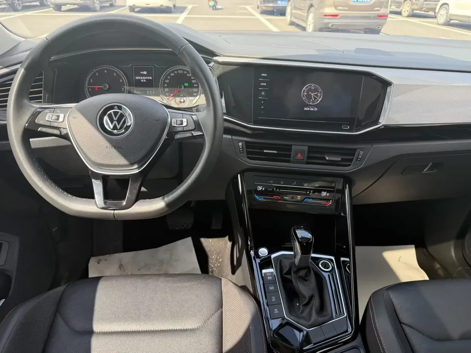 Volkswagen Tayron Tanyue 2021 280TSI 2WD Luxury Smart Edition 2022 — thumbnail 4