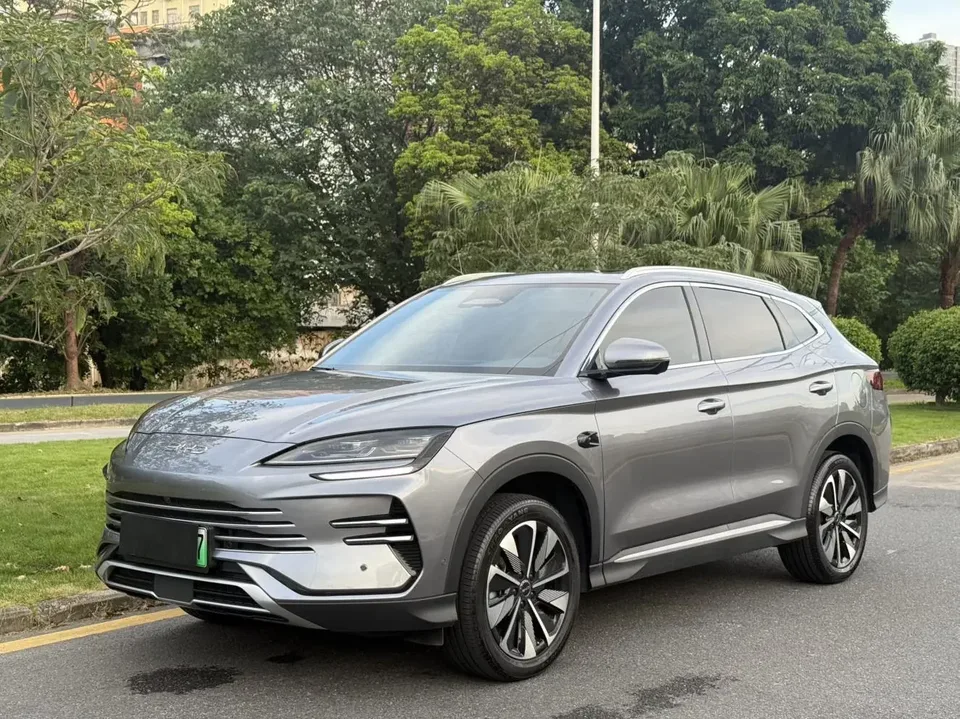 BYD Song PLUS DM Song PLUS DM 2025 DM-i 112KM Premium Edition 2025 — фото 1, купить с доставкой в Москву
