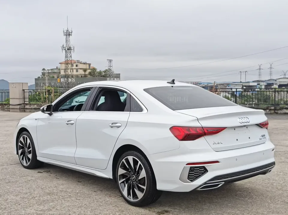 Audi A3 Audi A3 2024 A3L Limousine 35 TFSI Progressive Sports 2024 — миниатюра 4