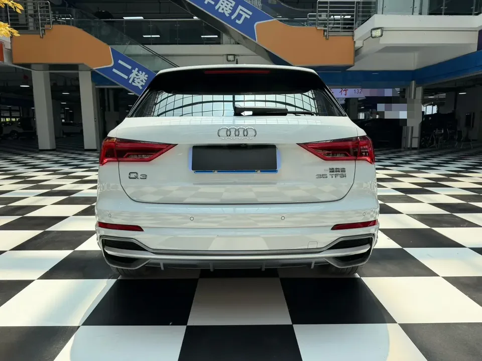 Audi Q3 Audi Q3 2022 35 TFSI Stylish Dynamic 2022 — thumbnail 2