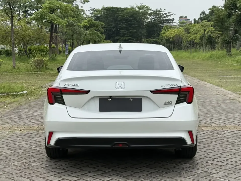 Honda Integra Style 2023 240TURBO CVT Phantom Night Tech Edition 2024 — миниатюра 2