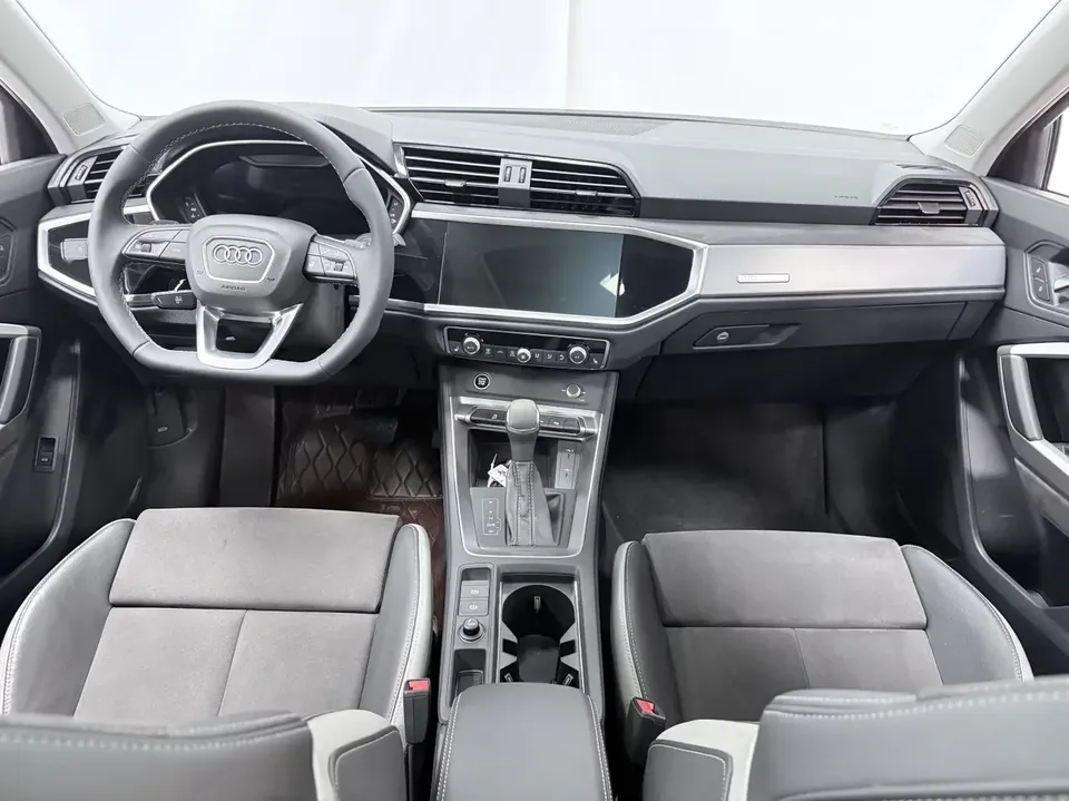Audi Q3 Audi Q3 2022 35 TFSI Stylish Dynamic 2023 — thumbnail 5