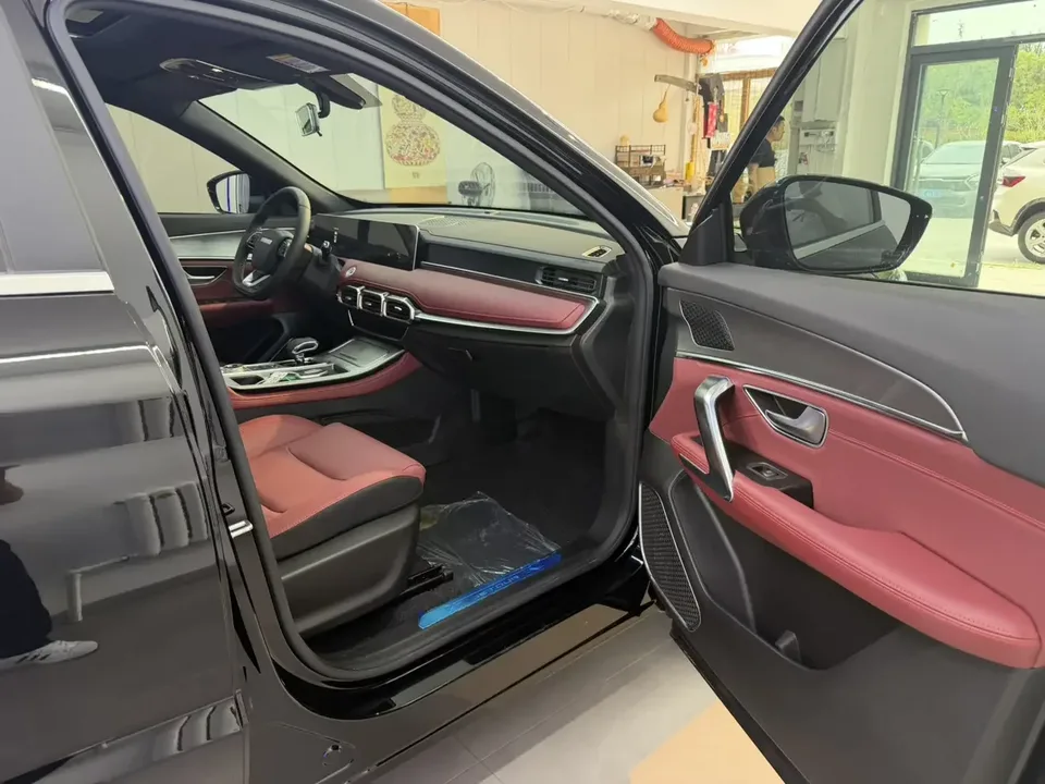 Jetour Jietu X70 PLUS Jietu X70 PLUS 2023 Ziqiang version 1.5T CVT Ziqiang MAX 7 seats 2024 — thumbnail 5
