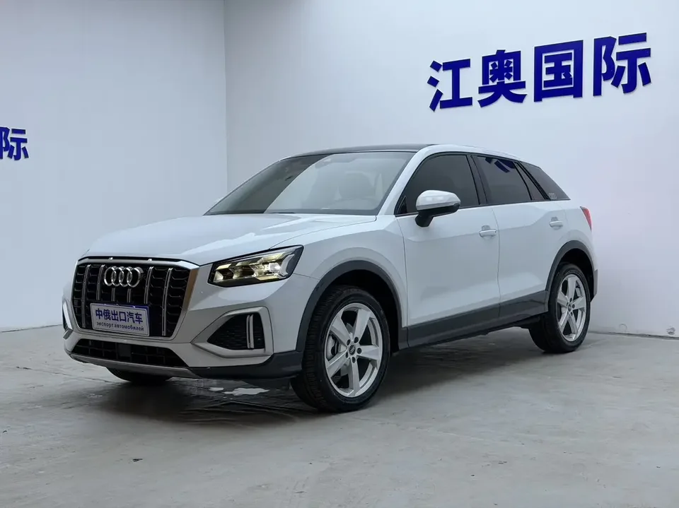 Audi Q2L Audi Q2L 2022 35 TFSI Progressive Dynamic 2022 — photo 1, buy with delivery to Moscow