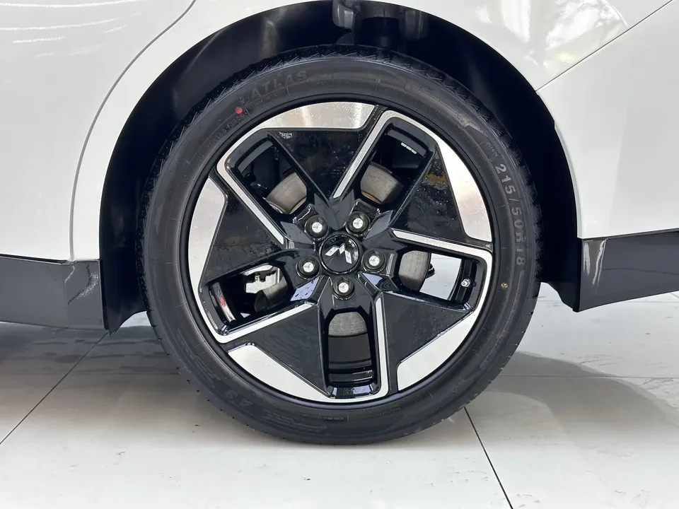 Wuling Starlight PHEV Wuling Starlight PHEV 2025 150km Intelligent Advanced 2026 — thumbnail 3