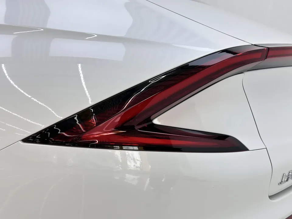Wuling Starlight PHEV Wuling Starlight PHEV 2025 150km Intelligent Advanced 2026 — thumbnail 4