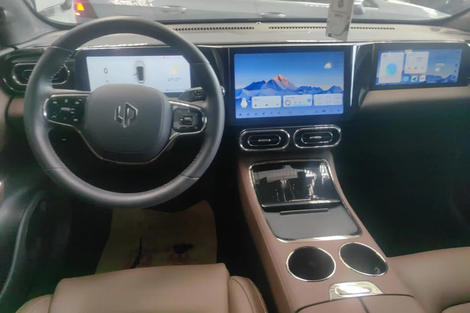 Leapmotor Zero running C01 Zero running C01 2023 Extended Range 316 Smart Edition 2023 — миниатюра 4