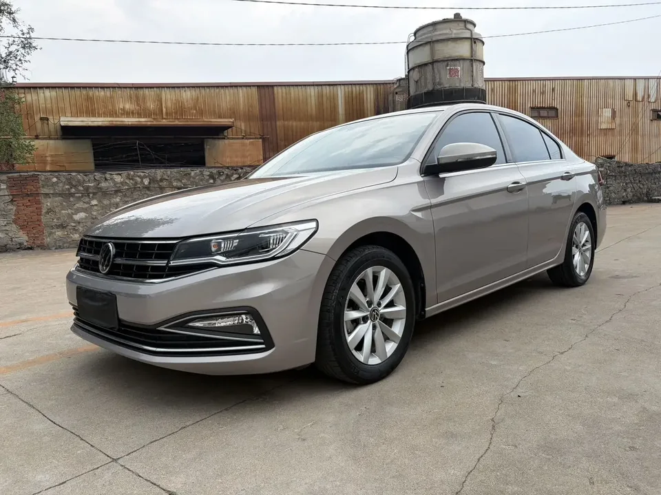 Volkswagen Bora Bora 2021 1.5L Automatic Elite Smart Link Edition 2022 — photo 1, buy with delivery to Moscow