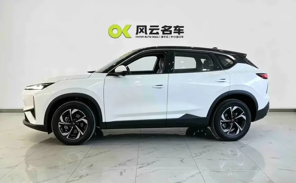 Dongfeng Fengshen L7 EV Fengshen L7 EV 2025 518 Enjoyment Type 2026 — thumbnail 4