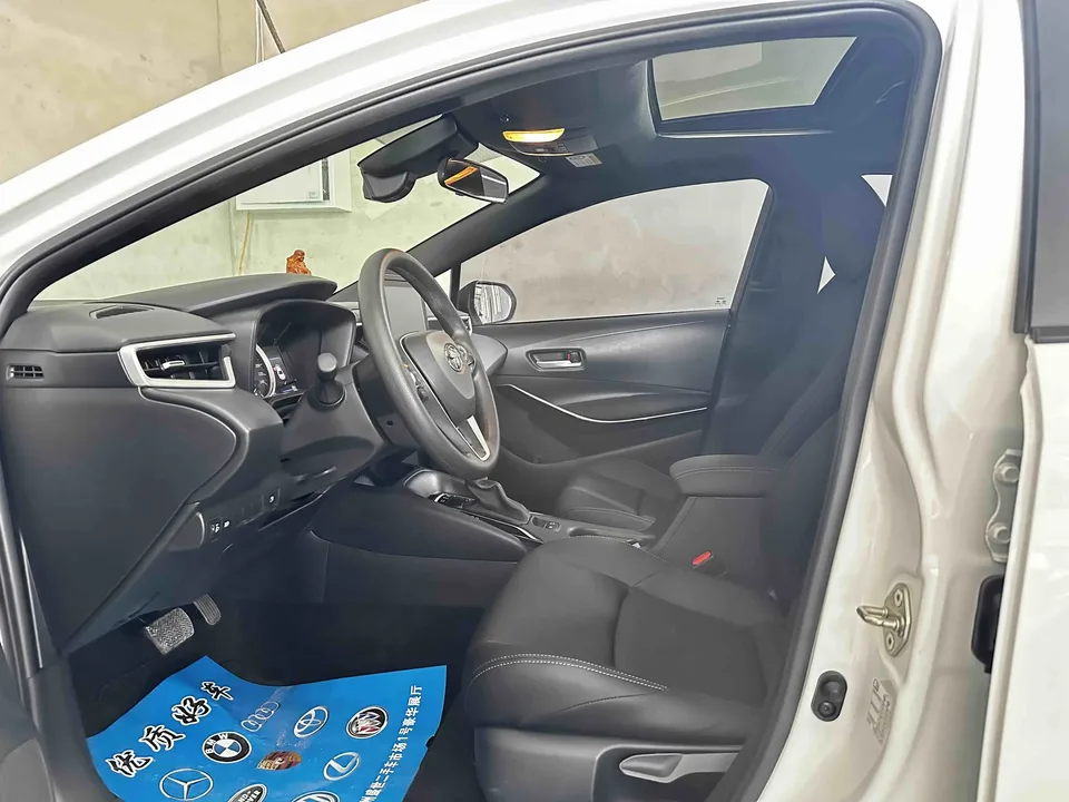 Toyota Levin Lei Ling 2022 Hybrid 1.8H E-CVT Premium Edition 2022 — thumbnail 3