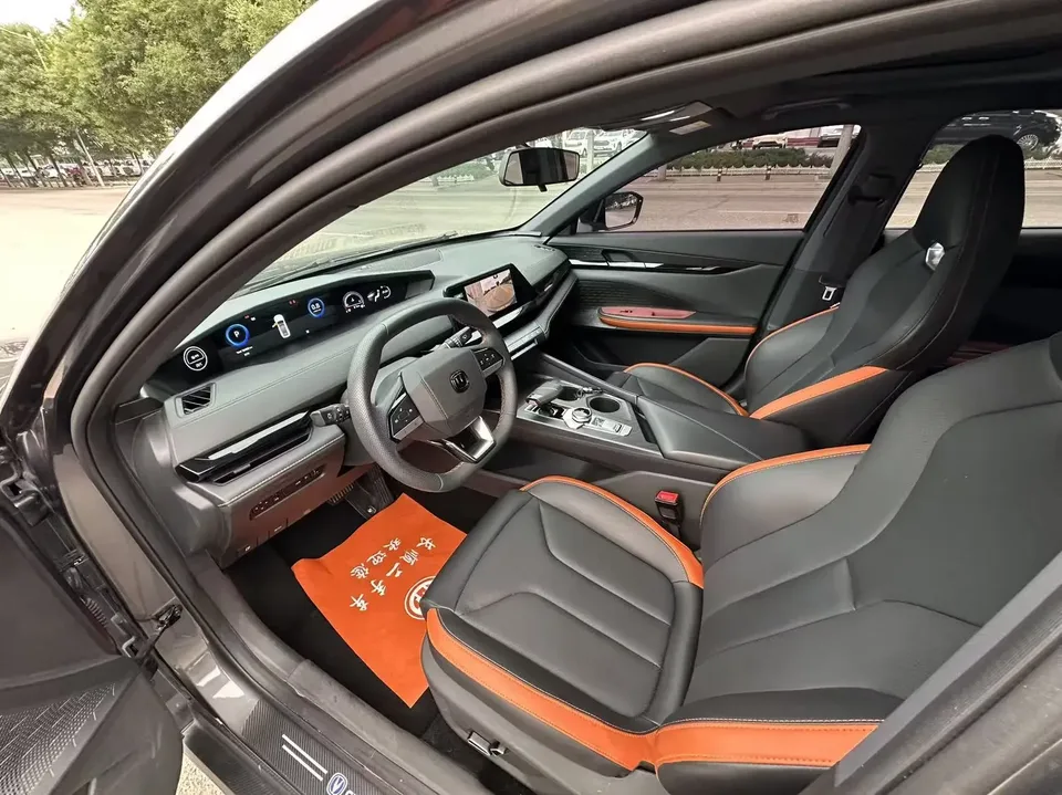 Changan UNI-V Changan UNI-V 2023 1.5T Smart Pilot 2023 — thumbnail 5