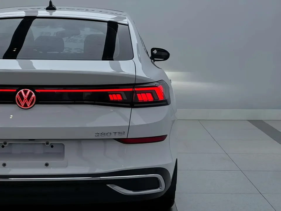 Volkswagen Lamando Lingdu 2022 Lingdu L 280TSI DSG Cool Edition 2023 — thumbnail 3
