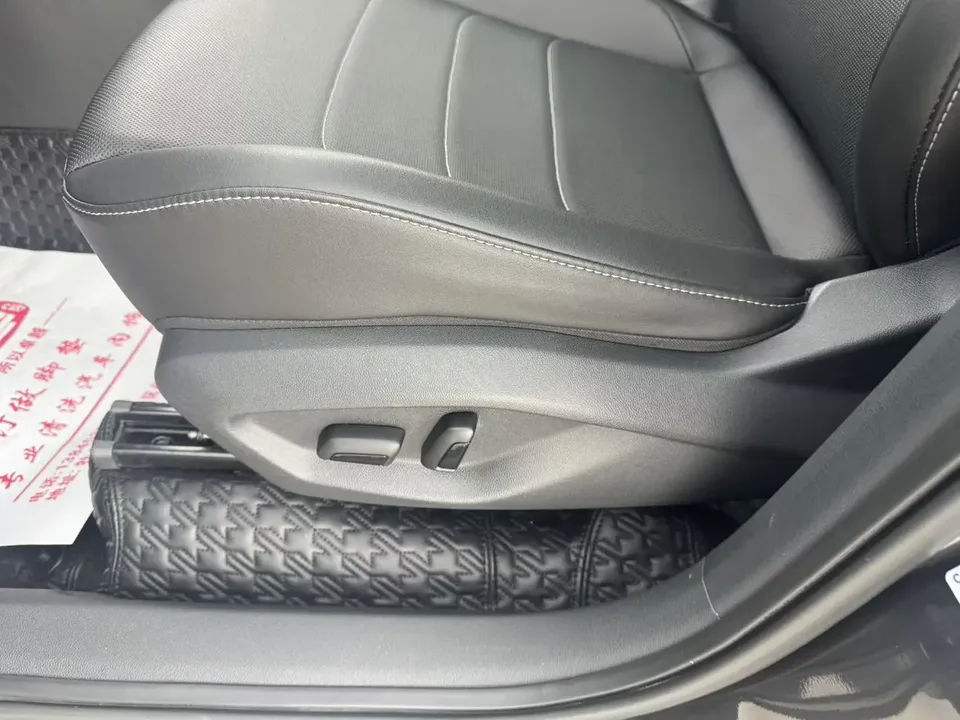 Jetta VS7 Jetta VS7 2022 Black Front Edition 1.4T Automatic Enjoy Edition Pro 2022 — thumbnail 3