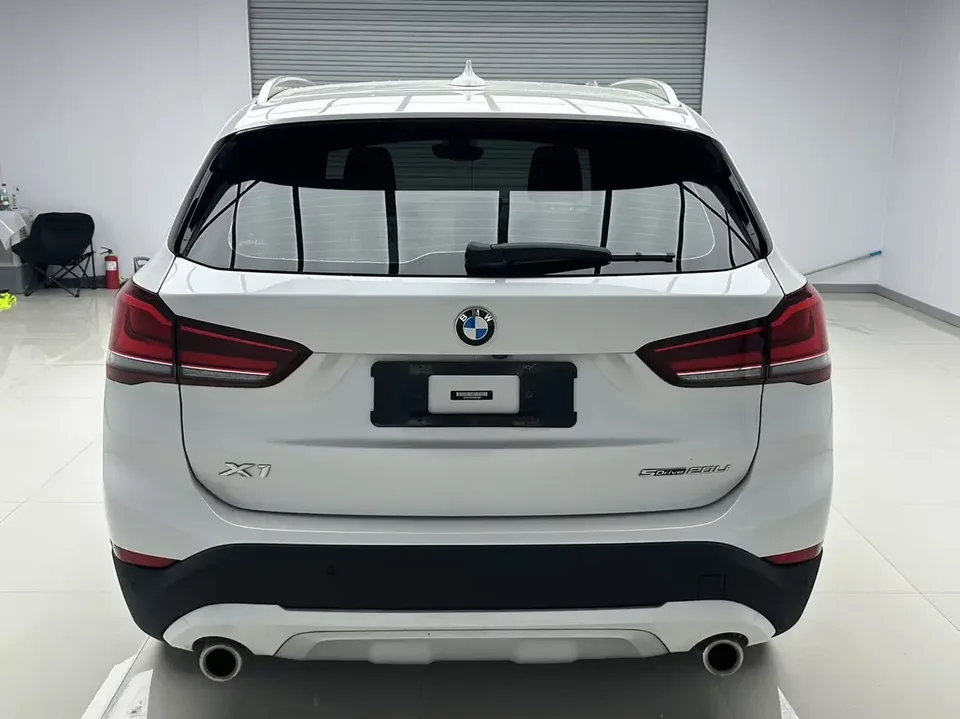 BMW X1 BMW X1 2022 sDrive20Li Premium 2023 — thumbnail 2