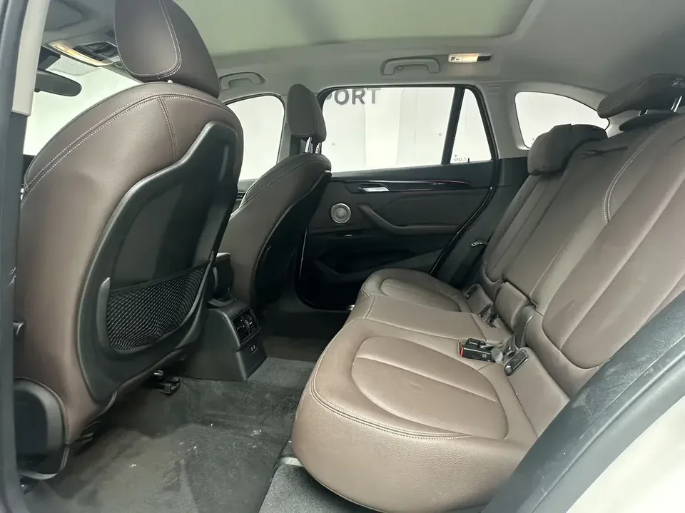 BMW X1 BMW X1 2022 sDrive20Li Premium 2023 — thumbnail 5