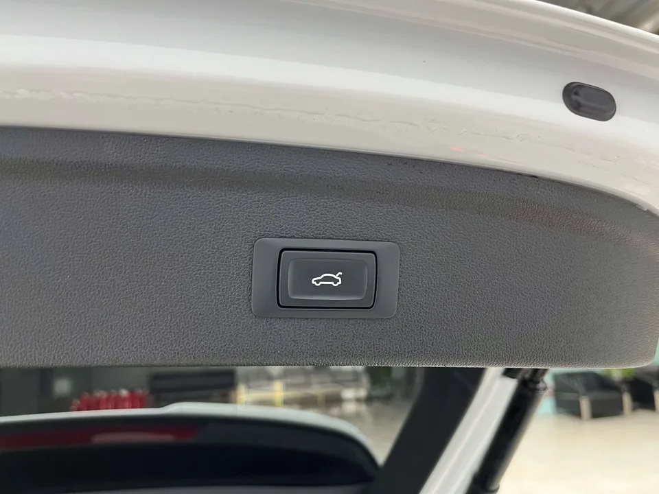 Audi A3 Audi A3 2023 Sportback 35 TFSI Stylish and sporty 2023 — thumbnail 5